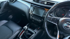 Nissan Qashqai 1.3 DiG-T Tekna 5dr Petrol Hatchback